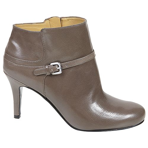 Nine West NWRITEOFWAY