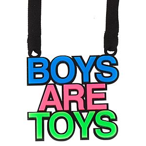 Dilara Edipbalkır    Boys Are Toys Kolye