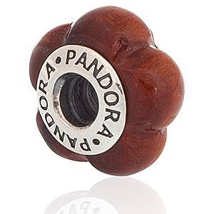 Pandora    Tahta Yonca Charm