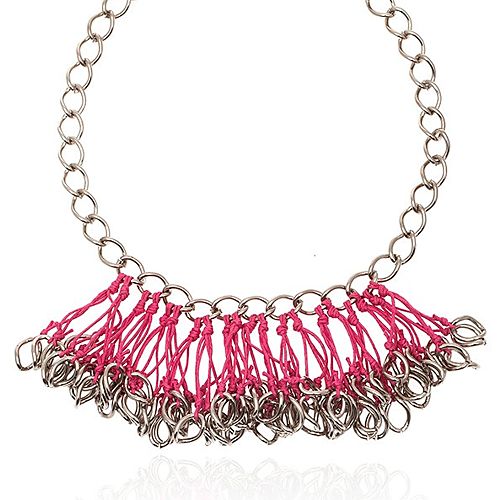 Chain Reaction    Pembe Chain String Blossom Kolye