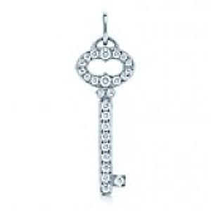 Tiffany & Co.     Keys Vintage Oval Key Kolye Ucu