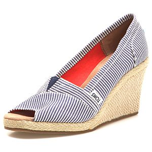 Toms 010002B10