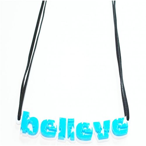 "Believe" Pleksiglas Kolye