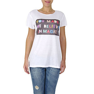 İrem Yıldırım Magic Believe Basic T-Shirt