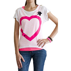 2bTrendy Kalp Desenli Beyaz T-Shirt